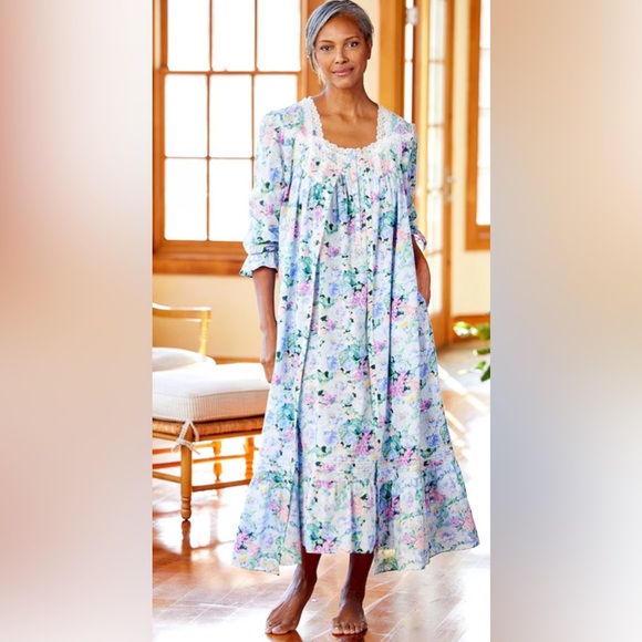 Eileen West Other - Eileen West Ballet Nightgown Cotton L-Sleeve Sweetheart Buttoned White Floral XL